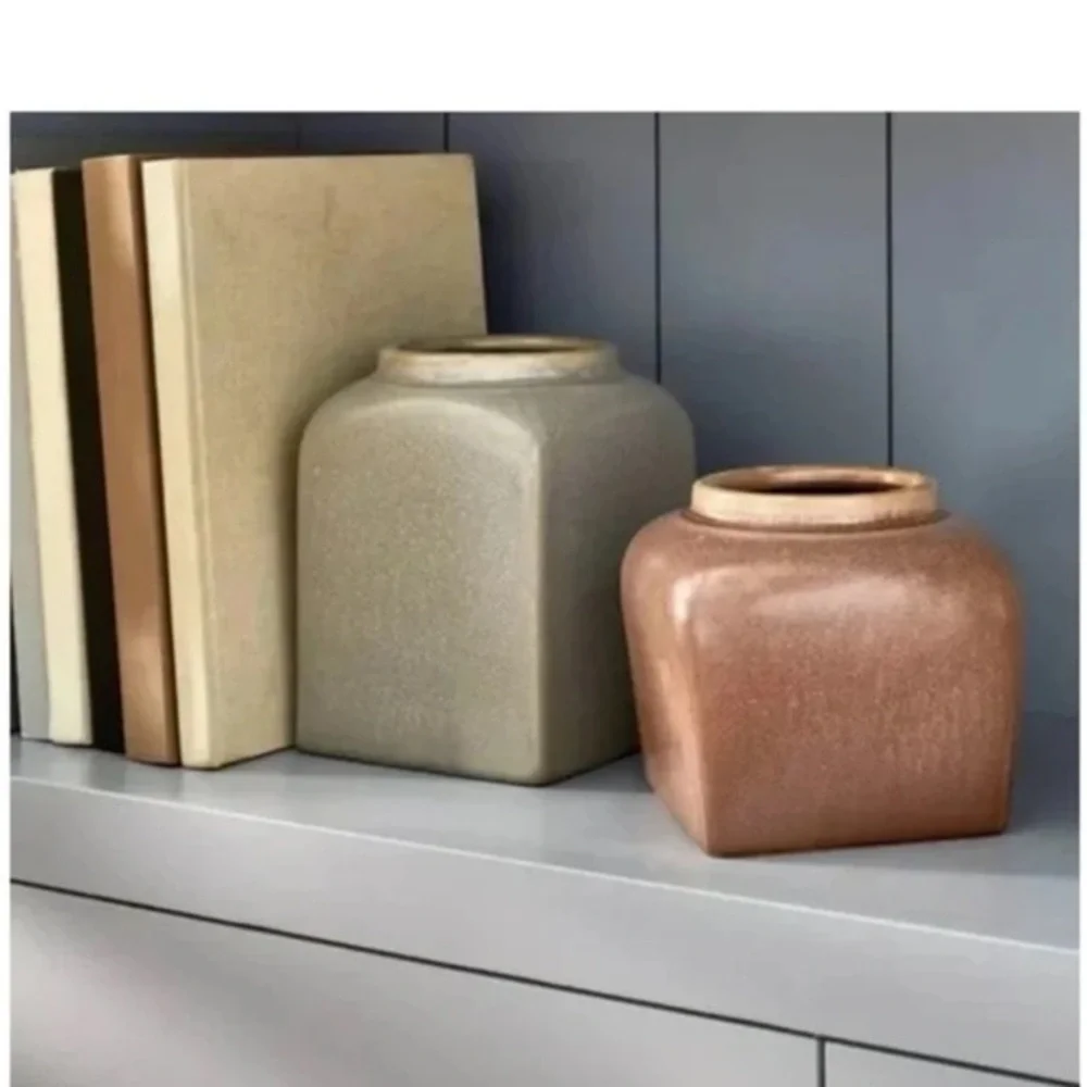 NWT Threshold Studio McGee Decorative Stoneware Vase Neutral Toned Ceramic Vase